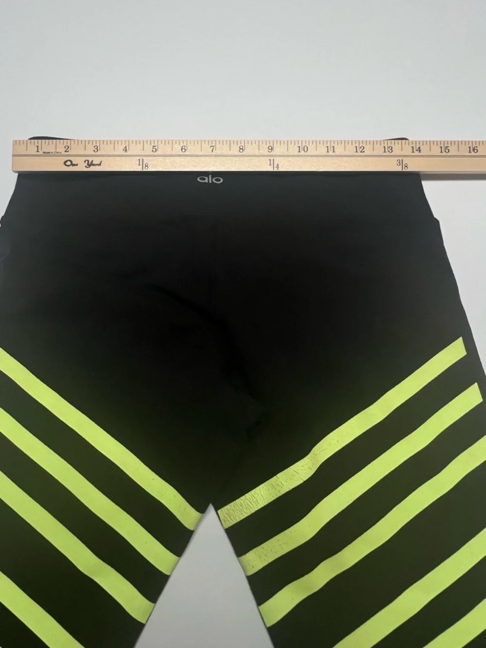 ALO YOGA High Waist Leggings Black Neon Yellow Striped Athletic Pants Size M‎